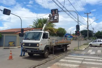 Sistemas eletrônicos dos semáforos entram em manutenção