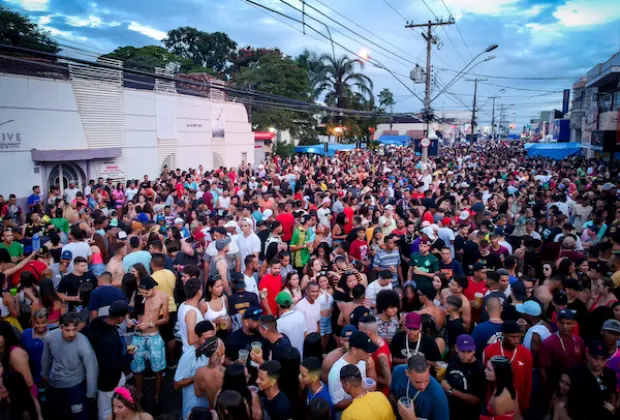 Bandas, Trio Elétrico e Bloco da Vaca: confira programação do Carnartur 2023 