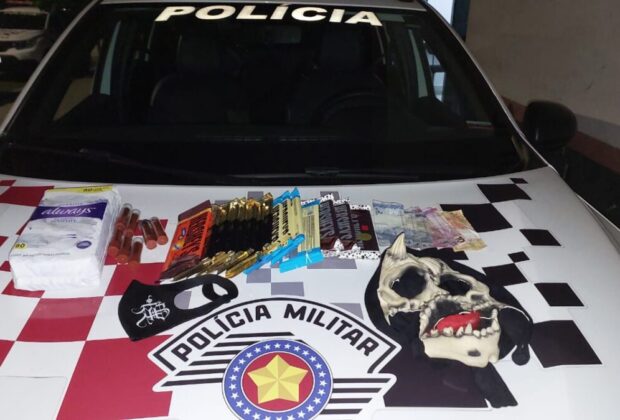 Dois indivíduos são presos por roubo a uma drogaria em Jaguariúna