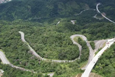 Rodovia dos Tamoios tem operação subida*