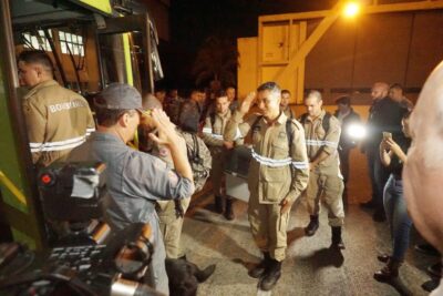 Bombeiros, médicos militares e integrantes da Defesa Civil de São Paulo embarcam para missão humanitária brasileira na Turquia