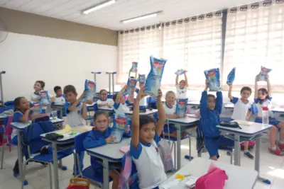 PREFEITURA ENTREGA COMPLEMENTAÇÃO DA MERENDA ESCOLAR ATRAVÉS DO PROGRAMA ALIMENTANDO O FUTURO