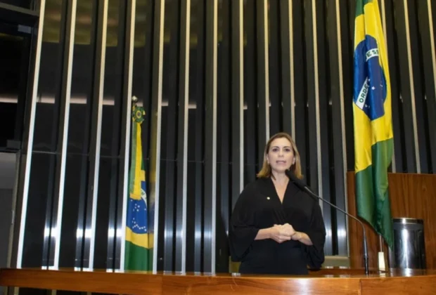 Deputada Rosana Valle apresenta emenda para proibir financiamento de ditadura cubana por meio do Mais Médicos