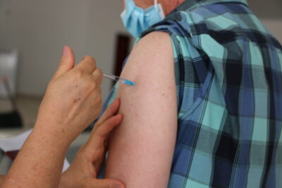 Saúde de Holambra realiza vacinação contra a Covid-19 neste sábado