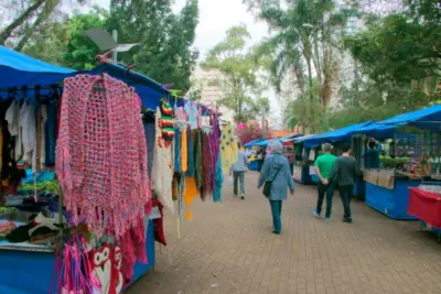 Feira Hippie itinerante estará no Ouro Verde dia 6 de abril