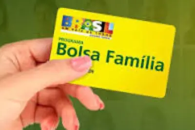 Bolsa Família em março tem maior valor médio da história e investimento recorde