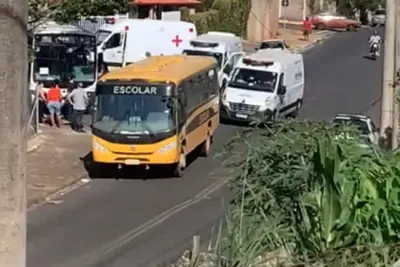 PREFEITURA DIVULGA NOTA SOBRE ACIDENTE COM ÔNIBUS ESCOLAR OCORRIDO NESTA QUARTA-FEIRA EM SANTO ANTÔNIO DE POSSE 