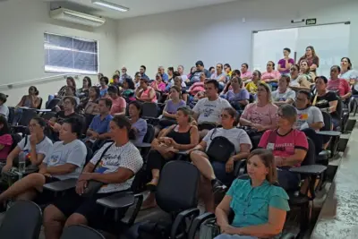 Saúde encerra mês da mulher com evento voltado para profissionais da Rede Básica