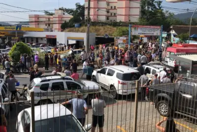 ATAQUE A CRECHE MATA QUATRO CRIANÇAS EM BLUMENAU