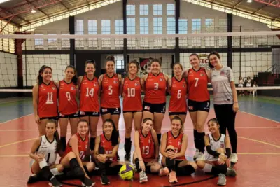 Voleibol sub-21 de Amparo mantém a boa fase na Copa Itatiba