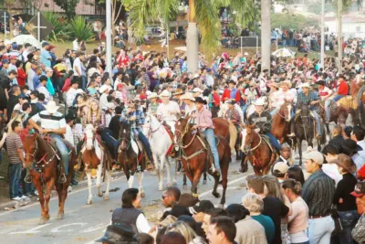 CAVALARIA  ANTONIANA  ACONTECE NESTE  DOMINGO (11)  EM  JAGUARIÚNA