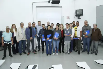 DEZ MORADORES DE JAGUARIÚNA SÃO SELECIONADOS PARA CURSO DA AZUL LINHAS AÉREAS