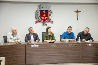 Prefeitura encerra Semana do Meio Ambiente com palestra e entrega de cadeira de rodas