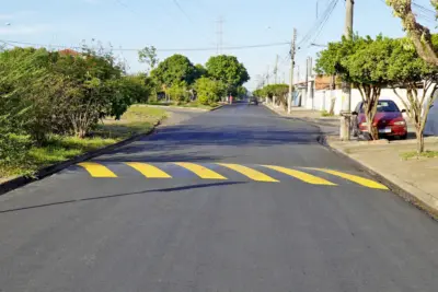 Novo trecho recapeado na Avenida das Torres é sinalizado para segurança dos motoristas