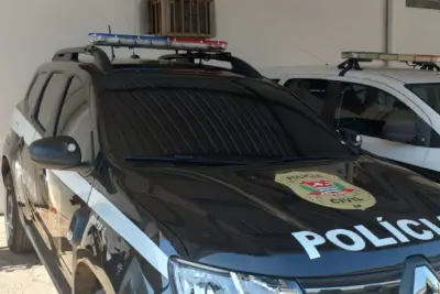 Polícia civil estoura’ casa bomba’ e prende homem por tráfico de drogas no Florianópolis em Jaguariúna