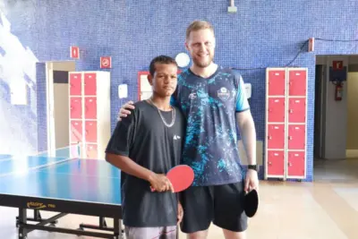 Tetracampeão brasileiro abre o torneio de tênis de mesa no SESI