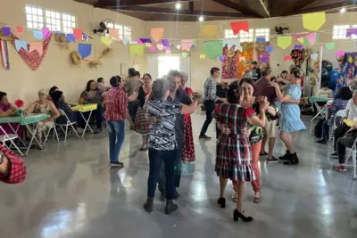 Fundo Social realiza festa julina no clube da terceira idade