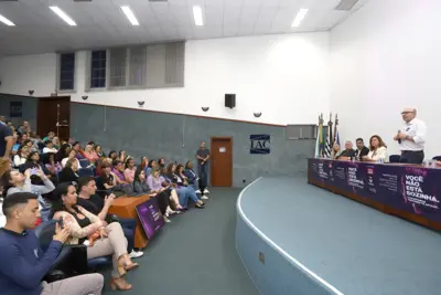 Painel Interativo sobre violência é destaque no lançamento do Agosto Lilás