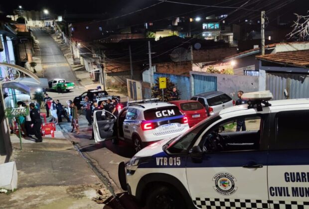 GM de Santo Antônio de Posse prende dupla por tráfico e apreende grande quantidade de drogas