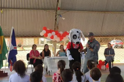 Programa Bombeiro na Escola forma mais 98 alunos na EMEB “Profª. Wilma de Toledo Barros Munhoz”