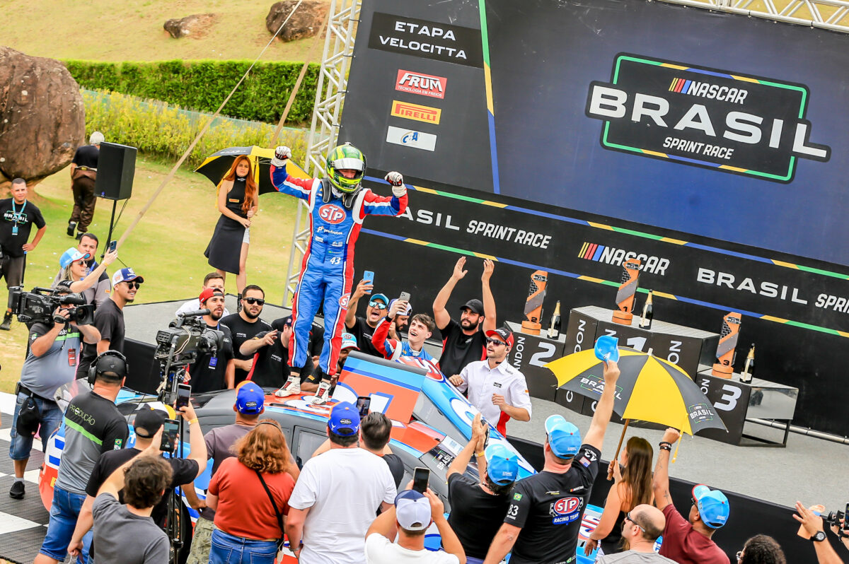 NASCAR Brasil: Lourenço Beirão brilha na Corrida 1 em Interlagos - NASCAR  Brazil