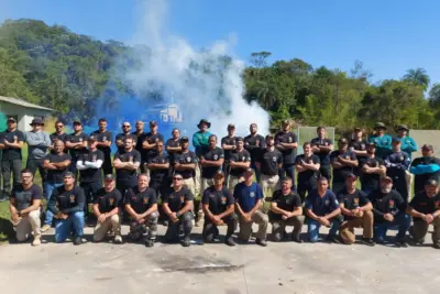 Instrutores da Guarda Municipal fazem treinamento para uso de armas não-letais