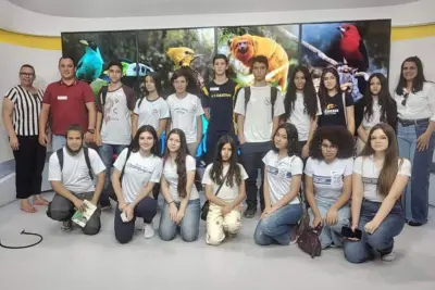 Alunos de Espírito Santo do Pinhal Visitam Estúdios da EPTV