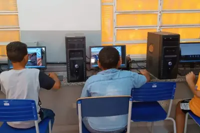 O Projeto Info-Escola se Expande com Modernização Tecnológica nas Escolas Municipais