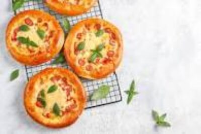 Lanche Saudável para Tarde das Crianças: Deliciosas Mini Pizzas de Vegetais
