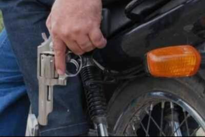 Homem tem moto 0 km roubada por dupla em motocicleta próximo ao Reserva da Barra