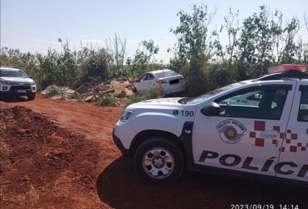 Três indivíduos são detidos após roubo de veículo na Rodovia Antônio Joaquim de Moura Andrade