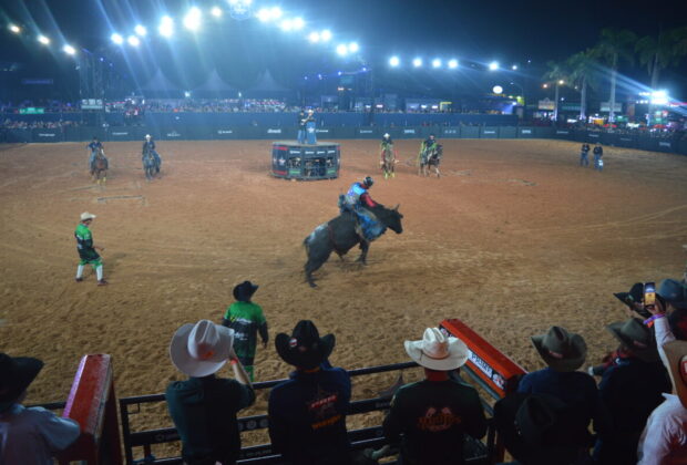 Reviva os Melhores Momentos do Festival de Rodeio de Jaguariúna: Cowboys Conquistam o Bicampeonato e Mais!