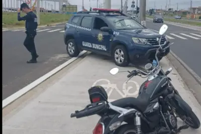 Moto com R$ 138 mil em multas é apreendida pela GM