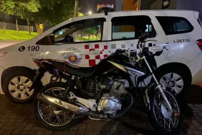 Moto furtada em Mogi Mirim é recuperada pela PM de Mogi Guaçu durante patrulhamento noturno