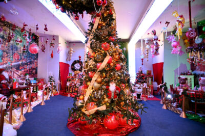 Vila do Papai Noel ficará aberta ao público até as 22h, a partir desta segunda-feira 27