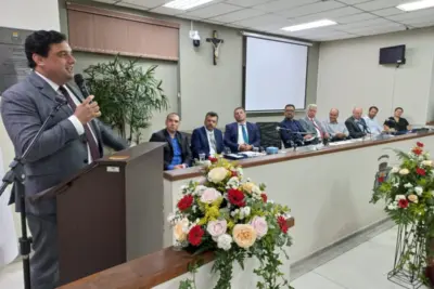 Prefeito Fábio Polidoro participa de Sessão Solene de entrega de títulos de “Cidadão Pedreirense e de Benemérito”