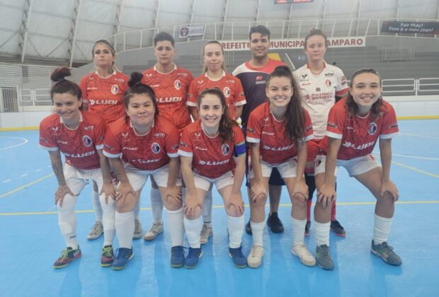Amparo vence Pinhal pela Super Copa Feminina