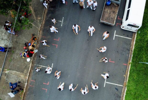 Capoeira Luanda promove 5ª Ginga Artur neste domingo