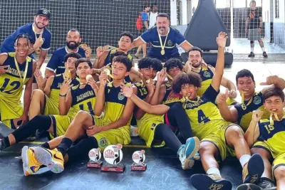 EQUIPE JAGUARIUNENSE SUB 16 DE BASQUETE É CAMPEÃ DA LIGA METROPOLITANA