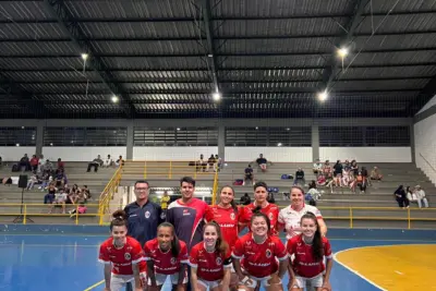 Amparo conquista da Copa Bragança Regional de Futsal Feminino