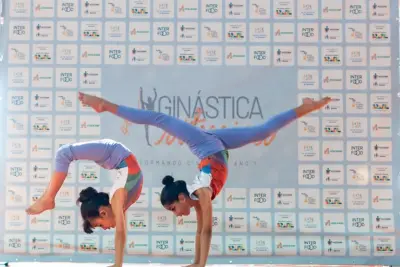 Alunas do projeto Ginástica Rítmica – Formando Cidadãos de Mogi Mirim se apresentam para familiares