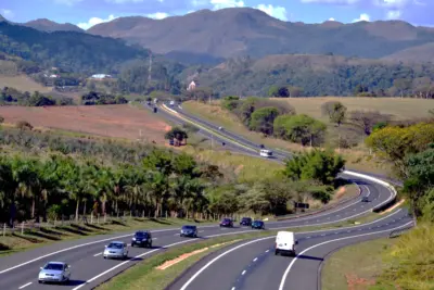 Renovias promove treinamento para resgatar vítimas presas em ferragens