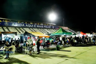 NESTA QUARTA TEM FEIRA NOTURNA NO PARQUE SANTA MARIA