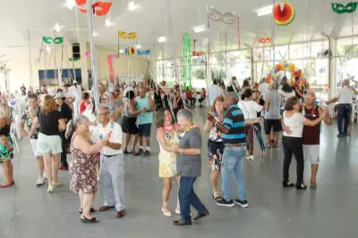 CARNAVAL DO BAILE DA TERCEIRA IDADE SERÁ NO DIA 8 DE FEVEREIRO