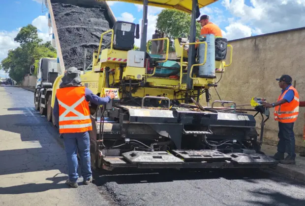 Obras de recape avançam e região dos Ypês terá 1,9km de asfalto novo