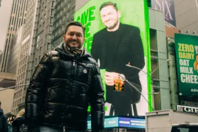 Thiago Bartos anuncia lançamento de seu primeiro livro na Times Square