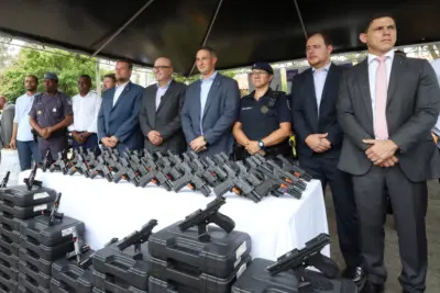 Guarda Municipal de Campinas recebe 100 pistolas .40 do governo do estado