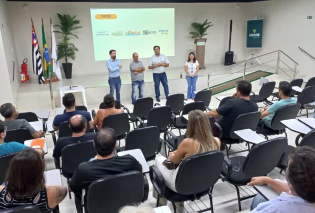 SEBRAE e Consórcio Circuito das Águas promoveram em Pedreira o “Conecta Turismo”