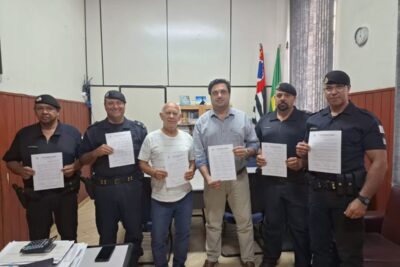 Prefeito Fábio Polidoro e Secretário de Segurança Dr. Licurgo Nunes Costa homenagearam Guardas Municipais por conduta em defesa da sociedade