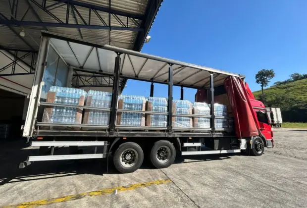 ONG de Paulínia envia uma tonelada de alimentos e 1,5 mil garrafas de água para o Rio Grande do Sul